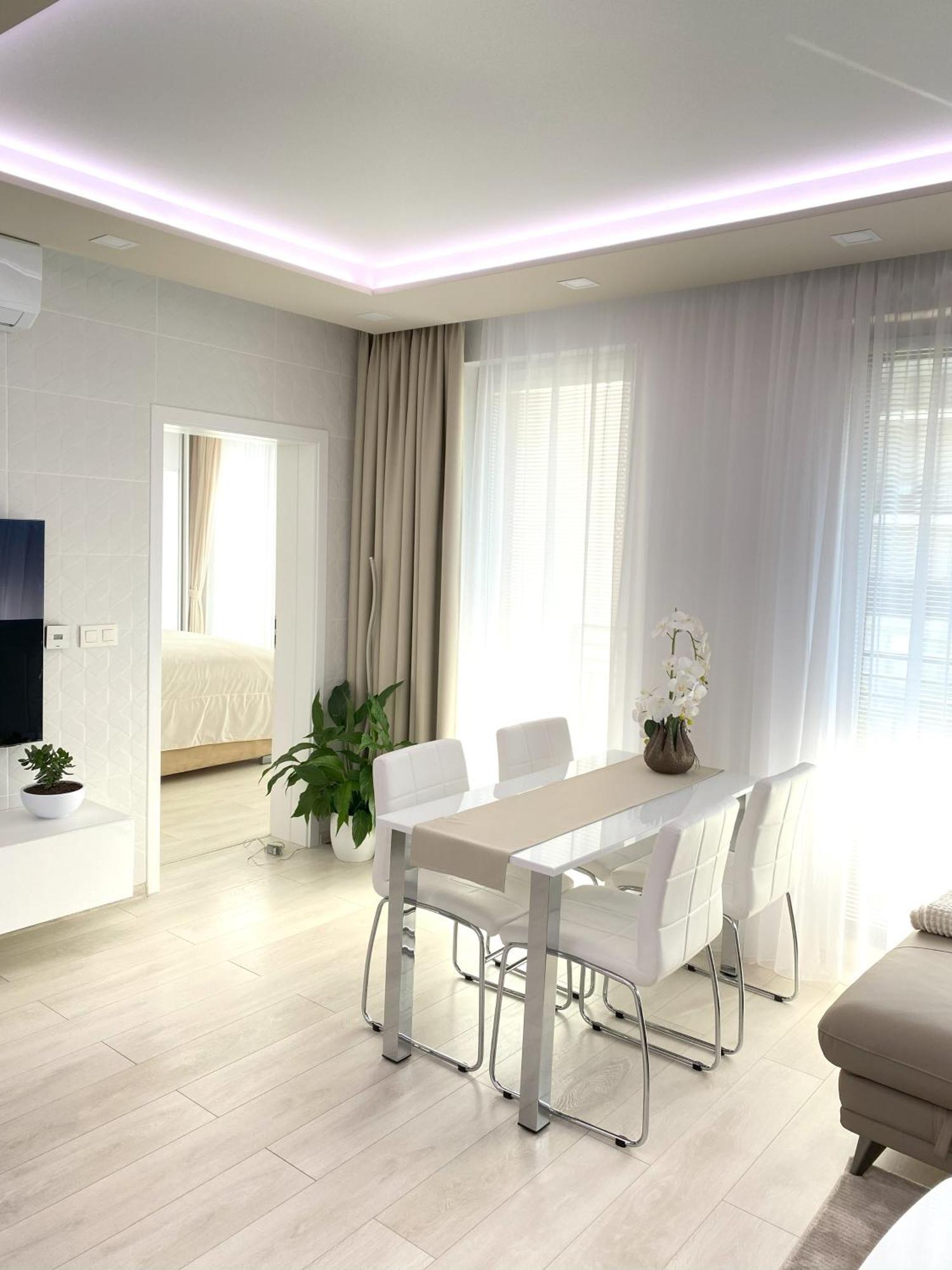 Die Eleganz - Apartment Near The City Center With Free Parking Bratislava Exterior foto